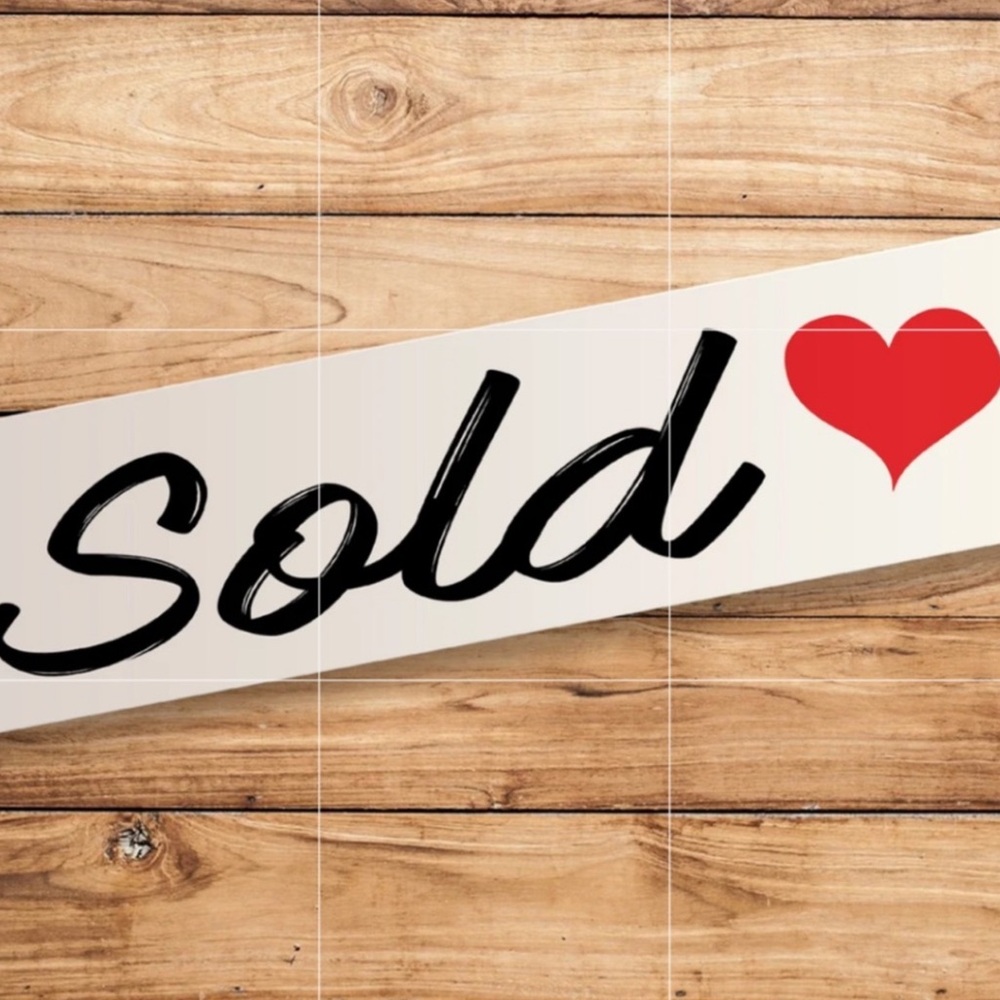 Sold - Picture 1 of 1